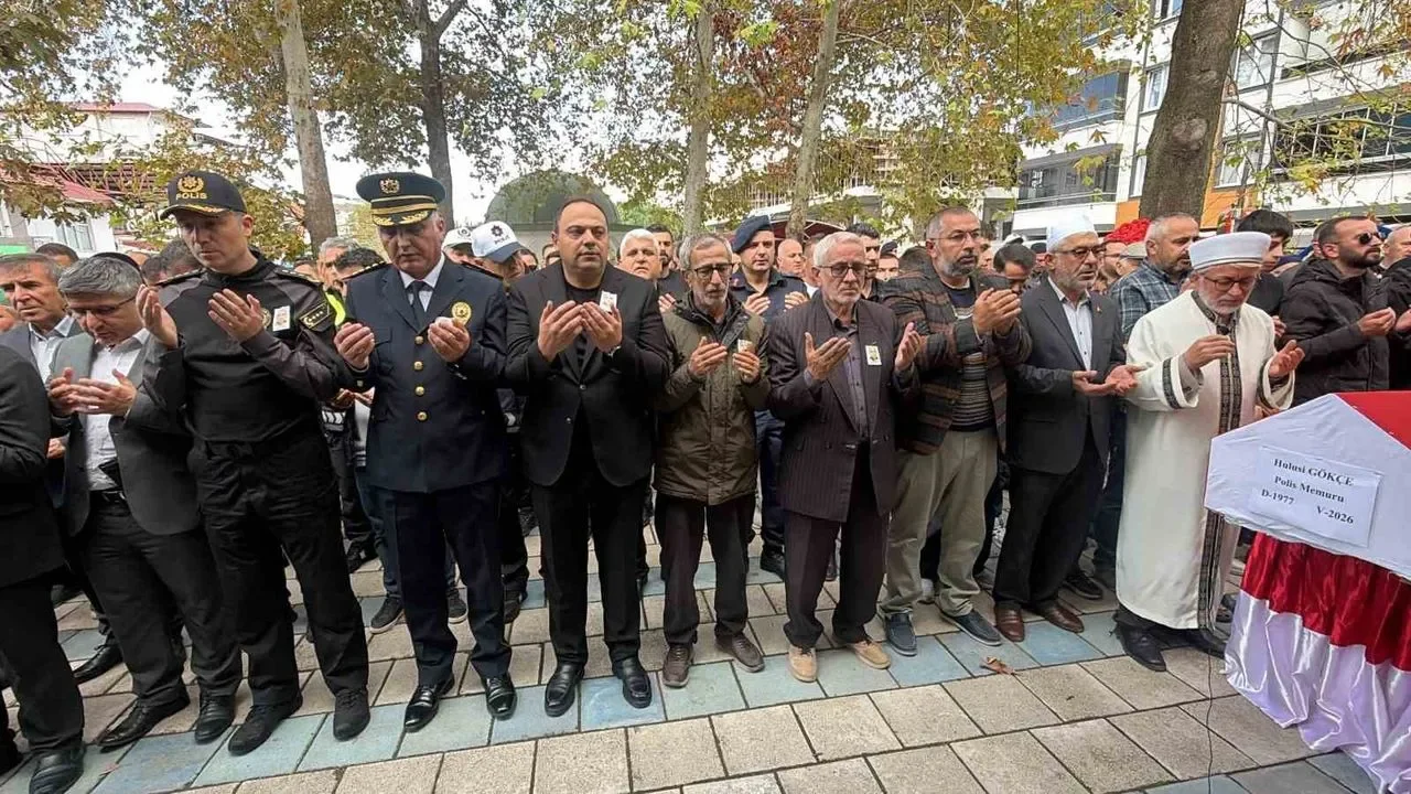 Hayatını kaybeden polis memuru son yolculuğuna uğurlandı