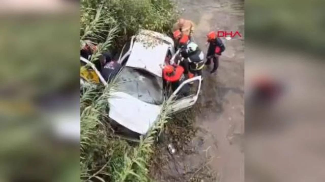 Hatay’da otomobil dereye uçtu: Yaralılar var