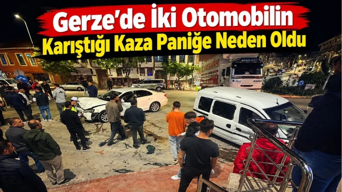 Taksim Meydanı’nda İki Otomobil Çarpıştı