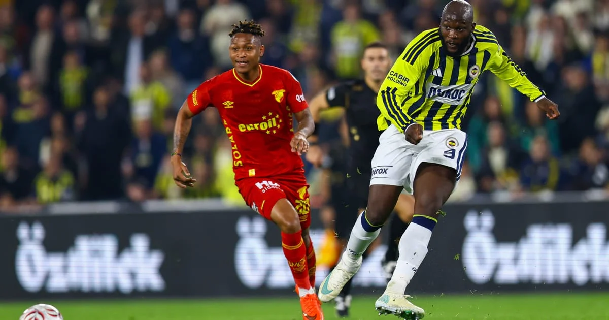 Fenerbahçe'ye Kadıköy'de ağır darbe: Göztepe iki dakikada geri döndü