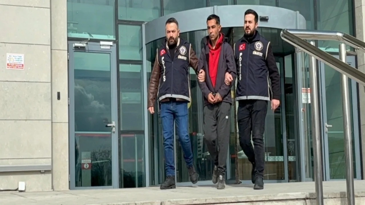 Kırıkkale'de babasını bıçaklayarak öldüren şüpheli tutuklandı