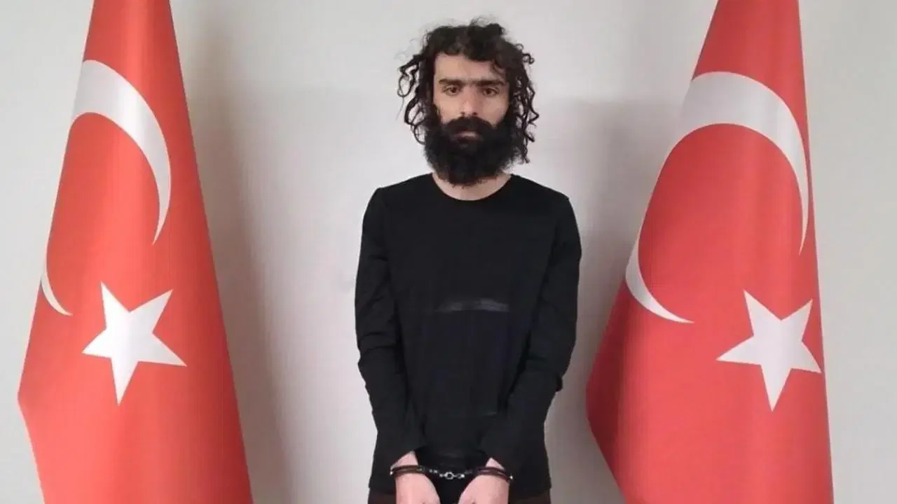 MİT operasyonuyla yakalandı: IŞİD mensubu Uğur Bahadır Türkiye’ye getirildi