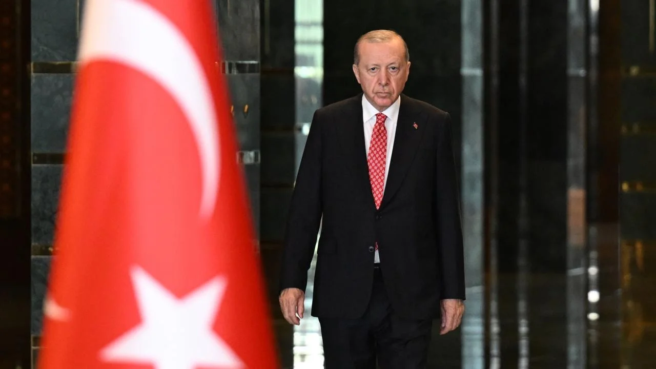Erdoğan'ın eski metin yazarından çarpıcı iddia: 'Erdoğan'a karşı içeriden tuzak...'