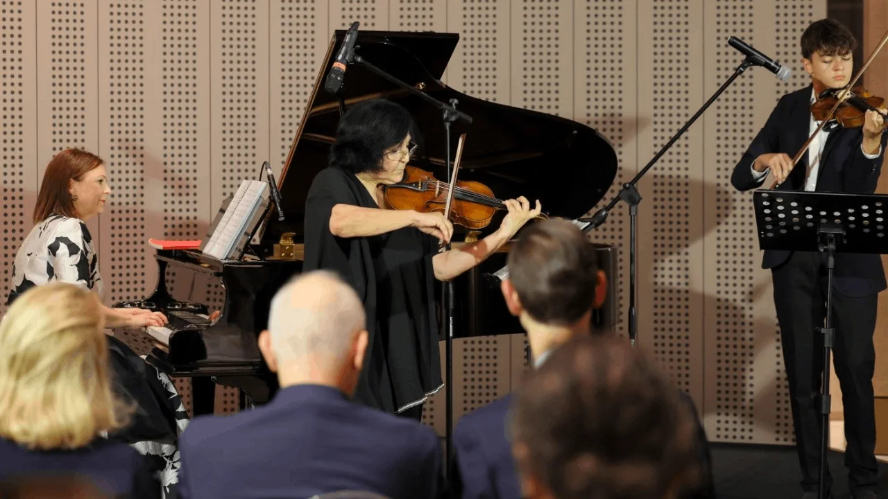 Mozart’ın 300 yıllık kemanı ilk kez Türkiye’de