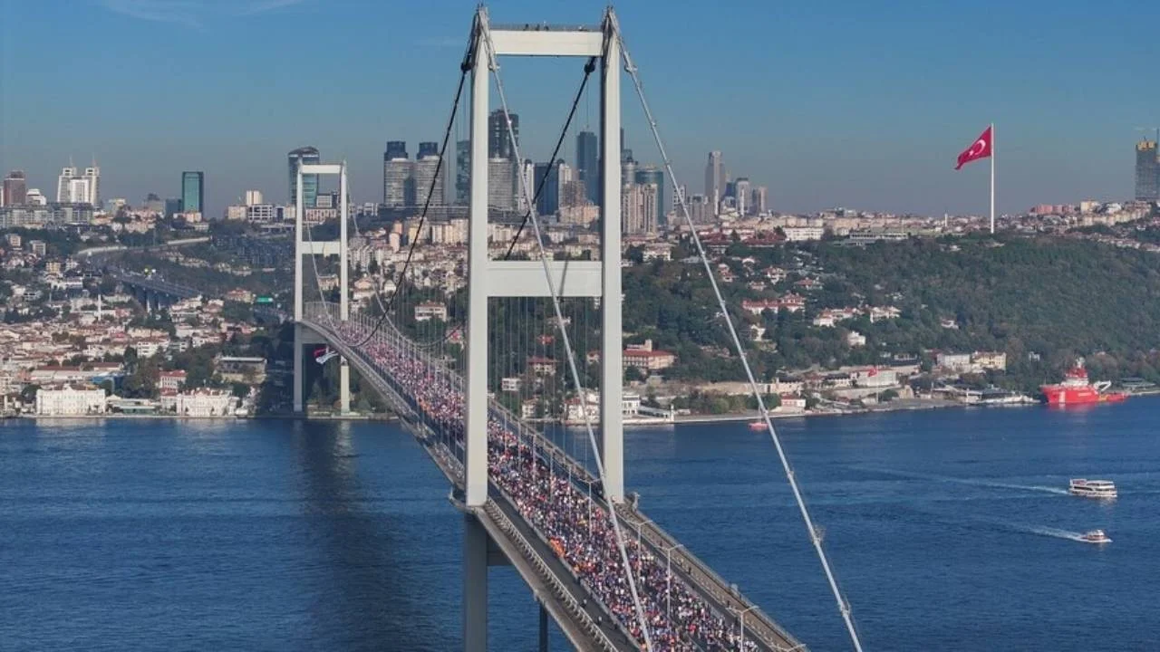 İstanbul'da yarın bazı yollar trafiğe kapatılacak