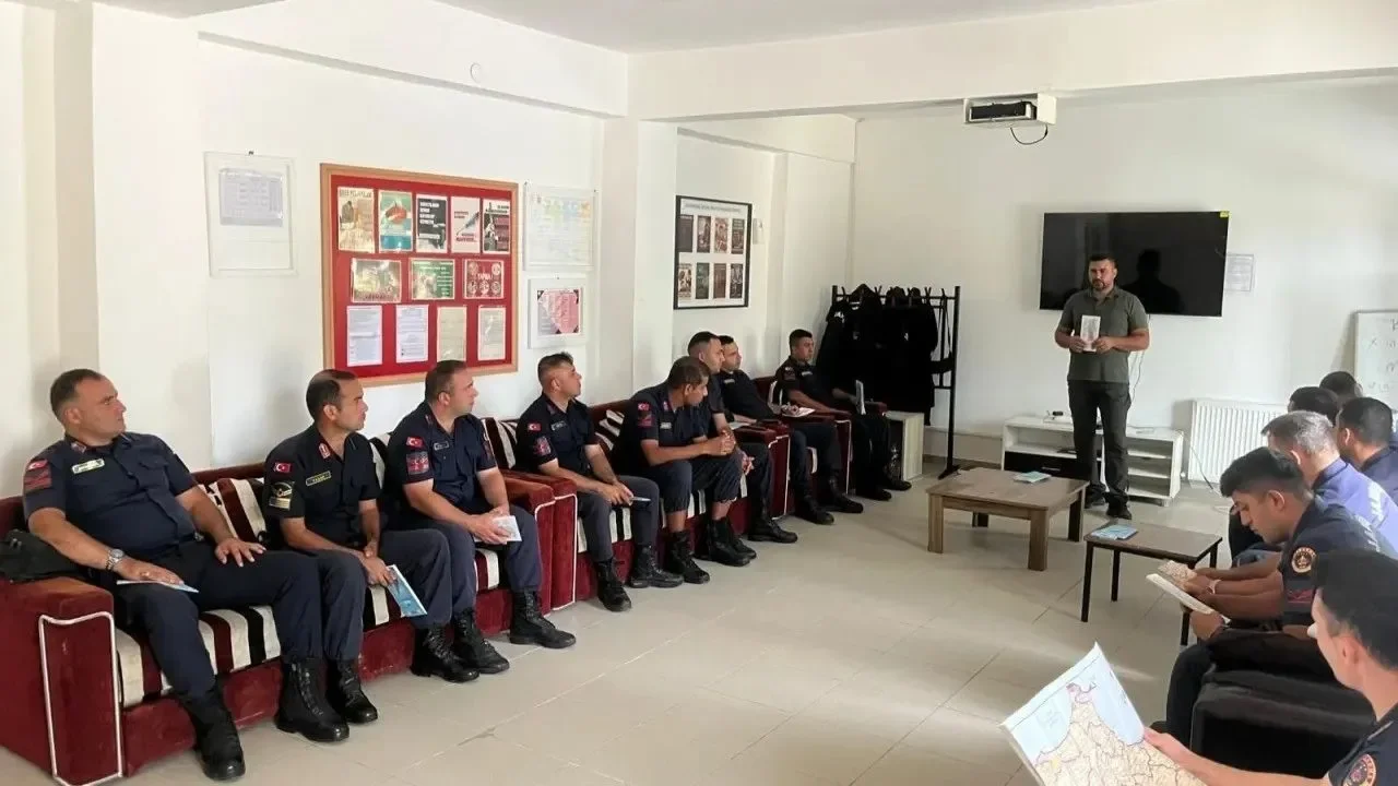 Jandarma personeline Kara Avcılığı Kanunu eğitimi