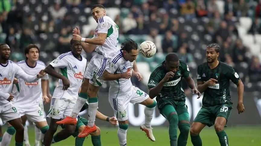 Kocaelispor ile Çaykur Rizespor golsüz berabere kaldı