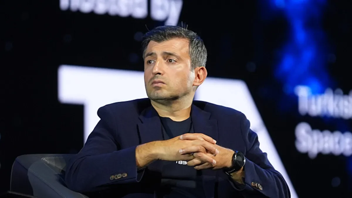 Selçuk Bayraktar genç bilim insanlarına seslendi: Hedeflerinizi yüksek tutun
