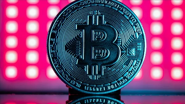 Bitcoin Çakıldı: Binance Şoku Sonrası 76 Bin 400 Dolara Geriledi