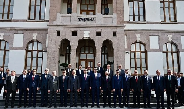 Bakan Kurum Başkan Altay’ı Ziyaret Etti