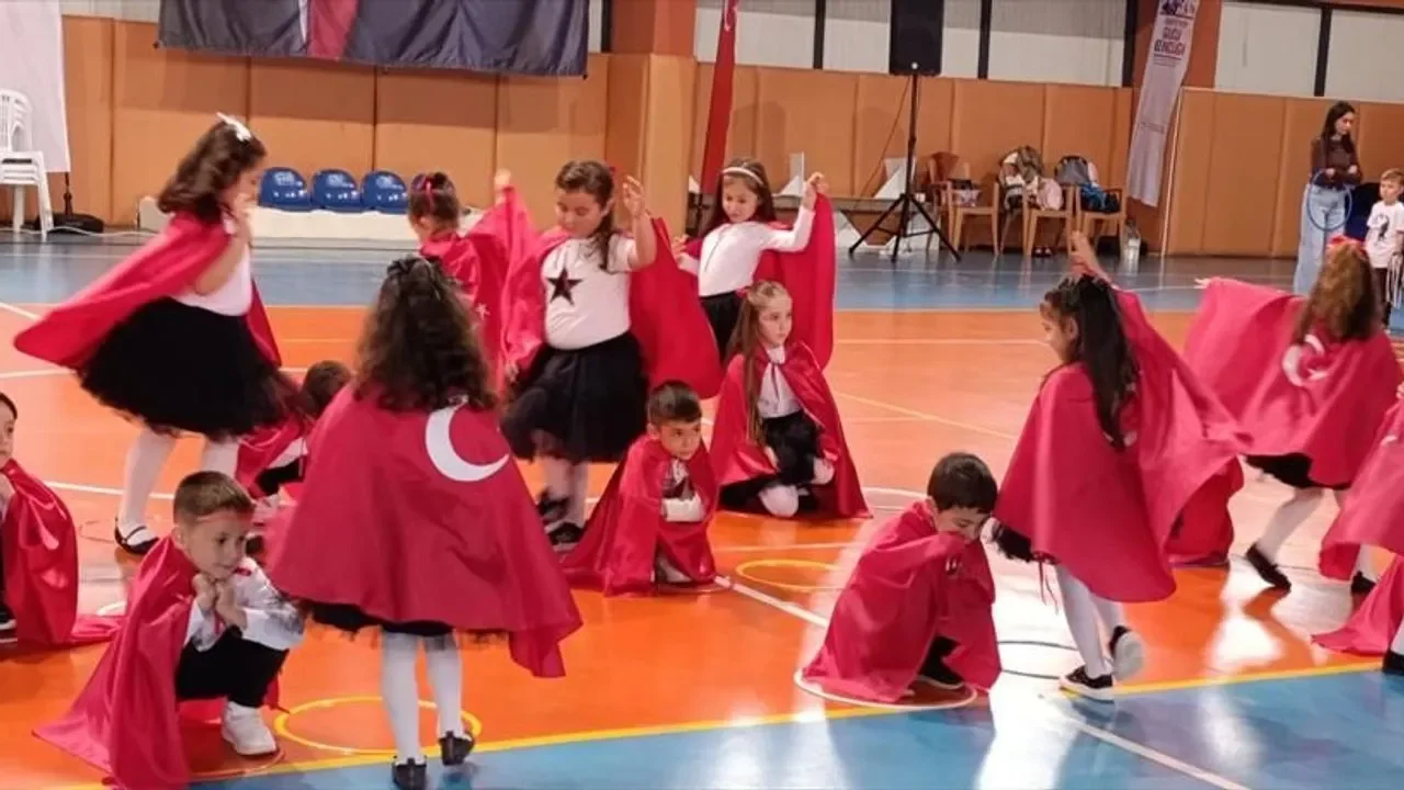 Giresun'un ilçelerinde 29 Ekim coşkusu