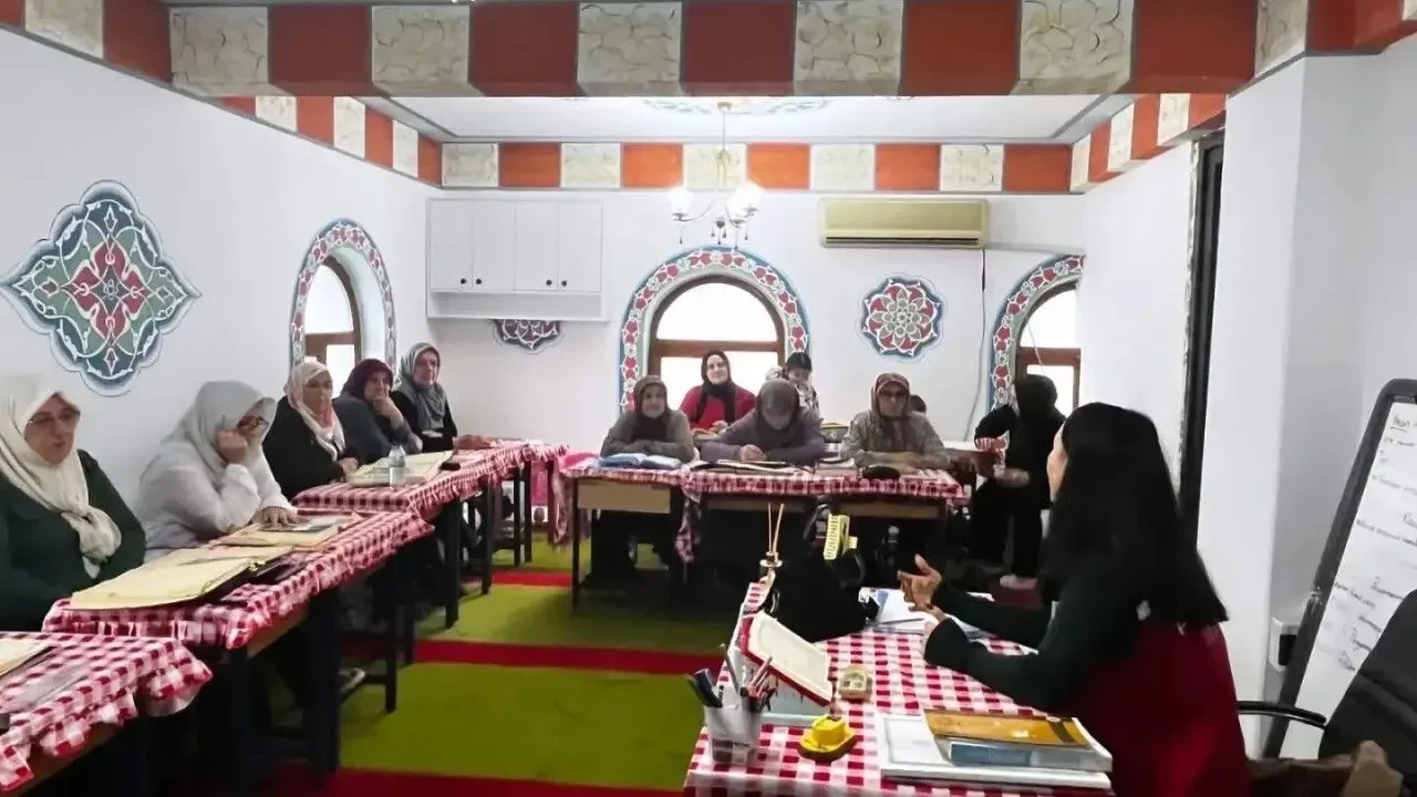 Sinop'ta Kur'an kursu öğrencilerine koruyucu aile hizmeti tanıtıldı