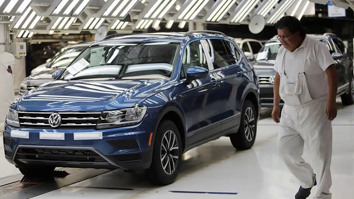 Volkswagen'de dev küçülme planı: 100 bin kişi işten çıkarılacak