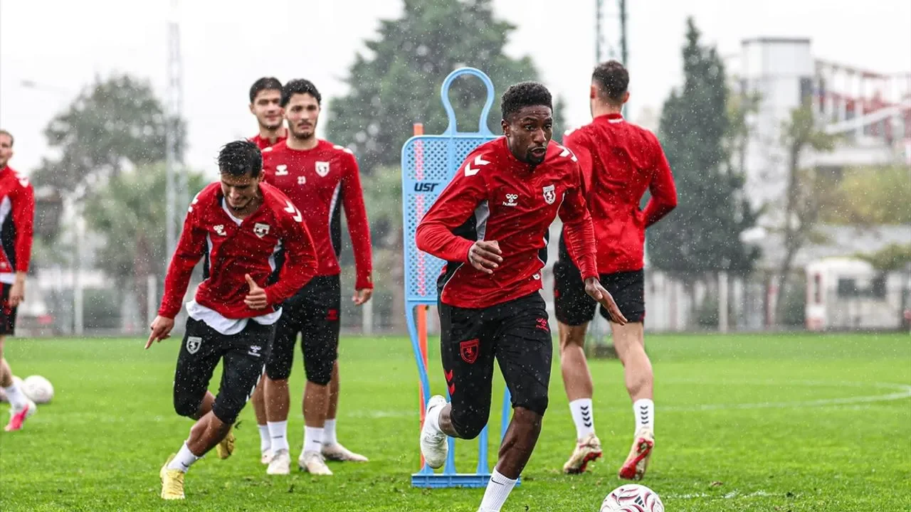 Samsunspor hazırlıklarını sürdürdü
